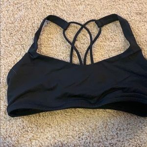 Black lululemon sports bra